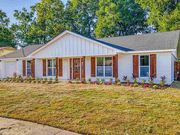 4th image of 4819 Balmoral Dr