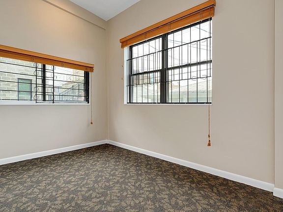 4th image of 2146 W Superior St #1R