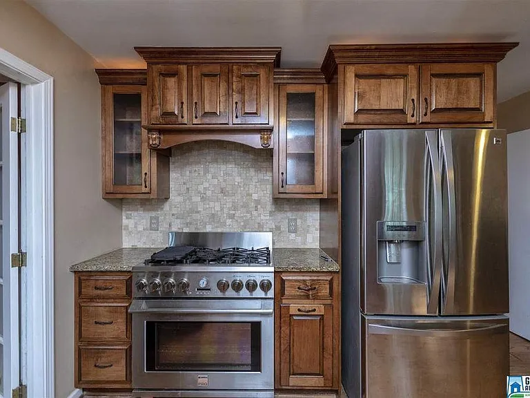 pro gas range and refrigerator