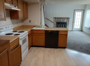972 S Dearborn Way APT 11, Aurora, CO 80012
