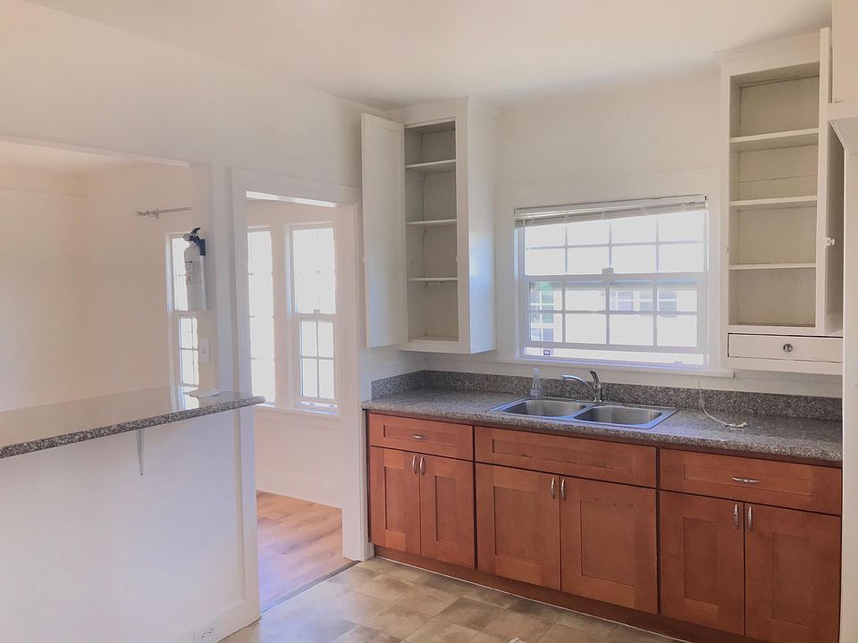 2nd image of 3807 Kansas St