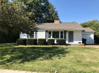 537 S 17th St, Belleville, IL 62226