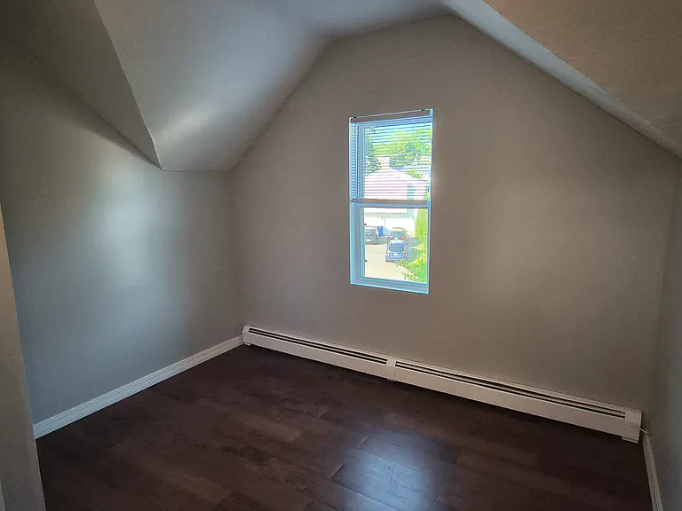 Sawin Ave — Photo 9
