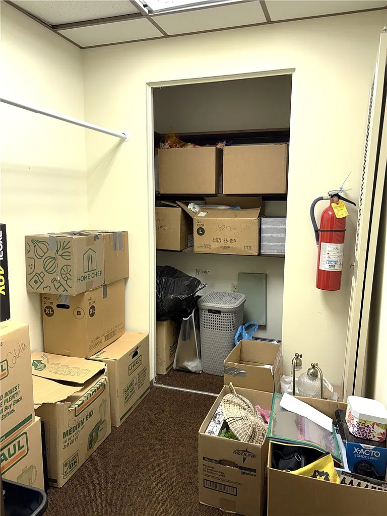 Studio, 525 sqft, $1,313 — Photo 3