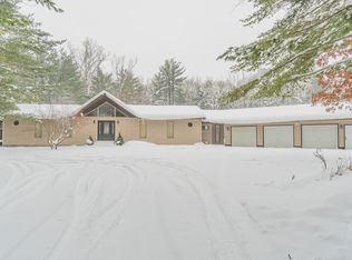 2625 Hall Rd, Muskegon, MI 49442