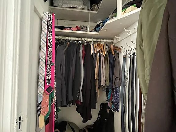 4th image of 455 W 34th St #11DD