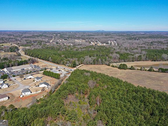 4th image of 1645 Hemphill Rd