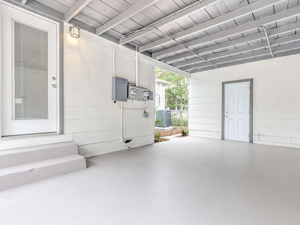 Carport