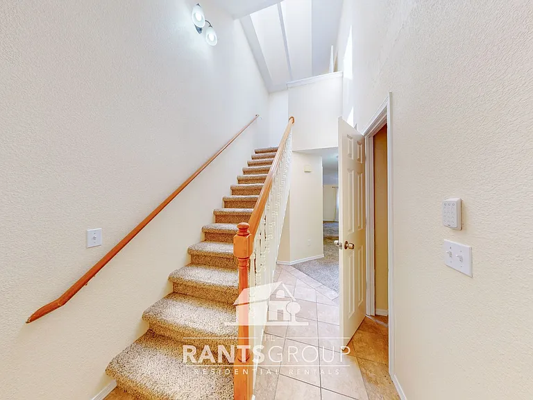 220 Israel Rd SW #M4 — Photo 2