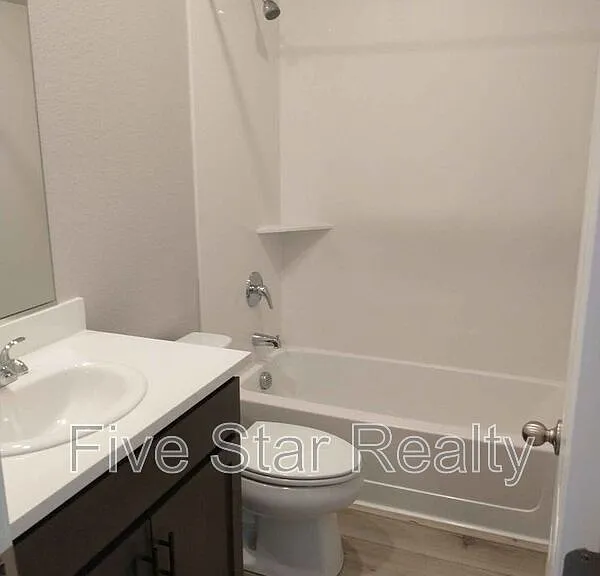 5673 Mericrest Way — Photo 7