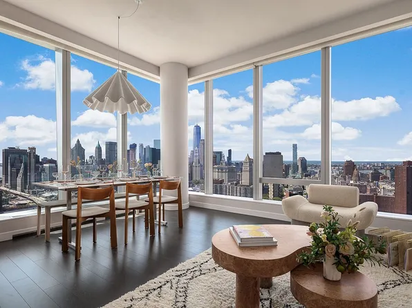 252 South St Unit 59A, New York, NY 10002