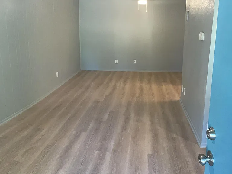 6906 Guadalupe St #406 — Photo 4