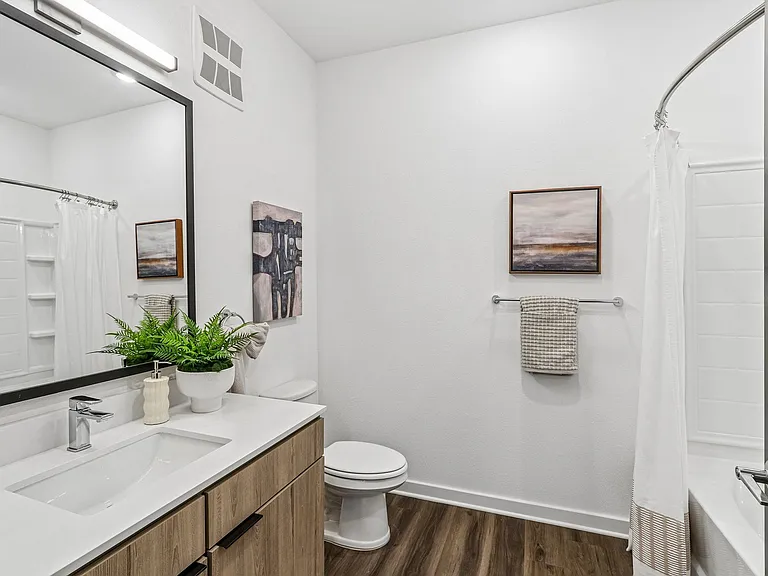Velara Luxury Apartments — Photo 51
