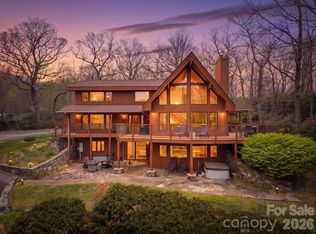 6 Orchard Knob Ln, Black Mountain, NC 28711