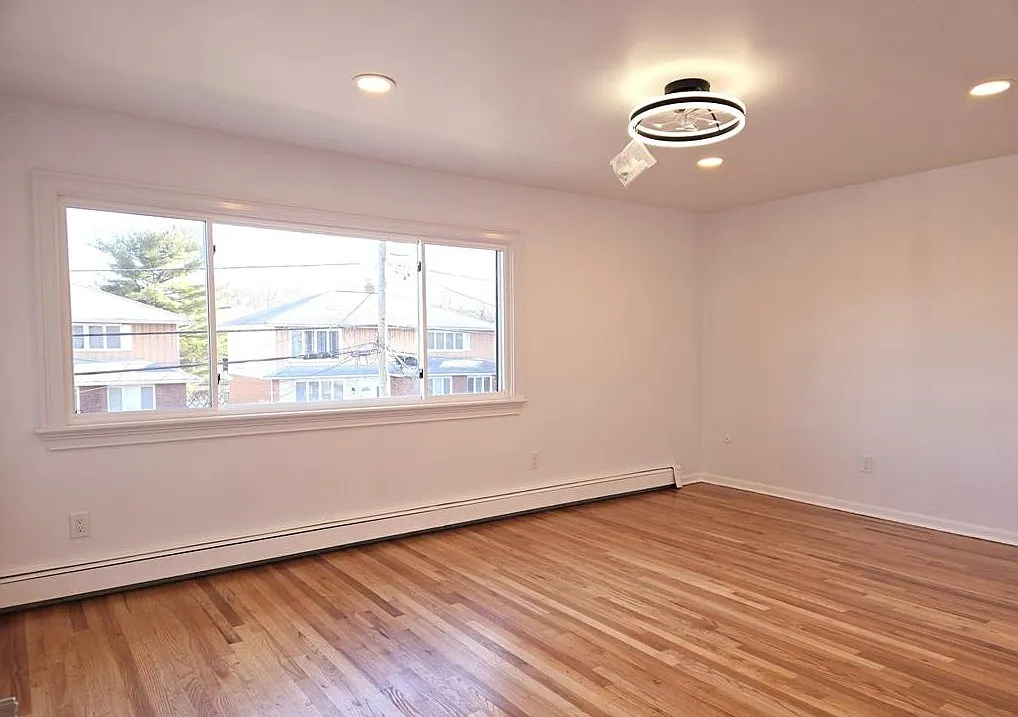 Building Photo - 1523 8th St #2