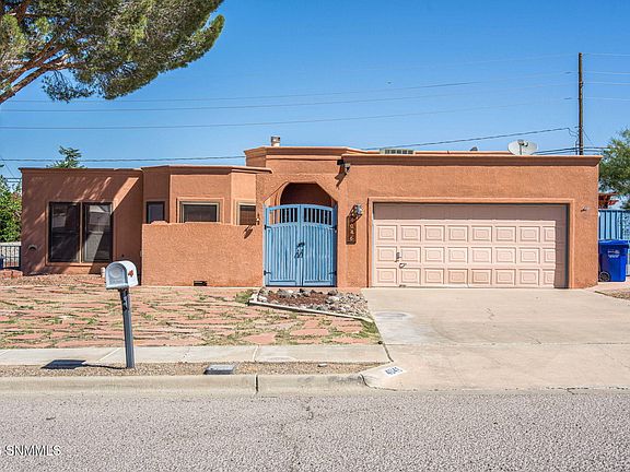 2nd image of 4046 Lilac Dr