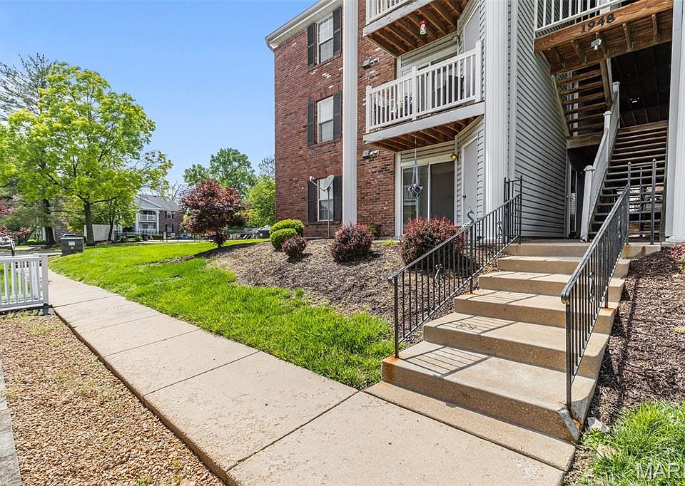 1st image of 1948 Marine Terrace Dr APT B