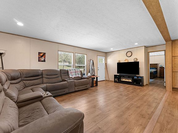 4th image of 2110 W State Highway H W