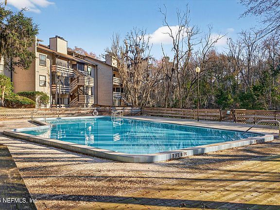 5th image of 1604 ARCADIA Drive #109