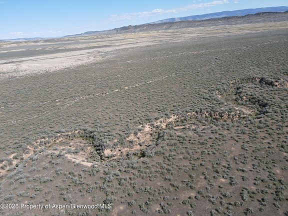 4th image of W Hwy