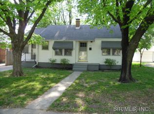 320 S Central Ave, Wood River, IL
