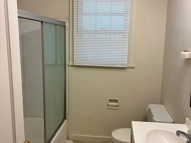 2312 Moss St — Photo 17
