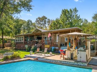 18390 Pine Dr, Eustace, TX