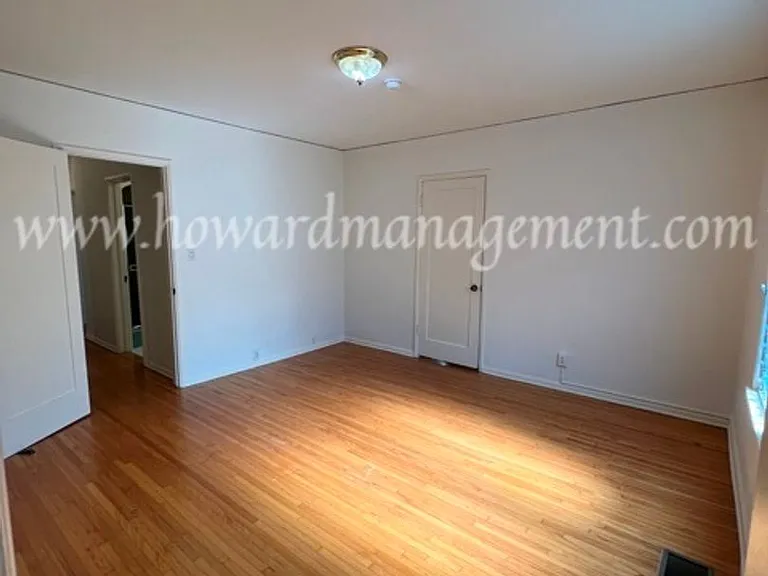 01445CA — Photo 15