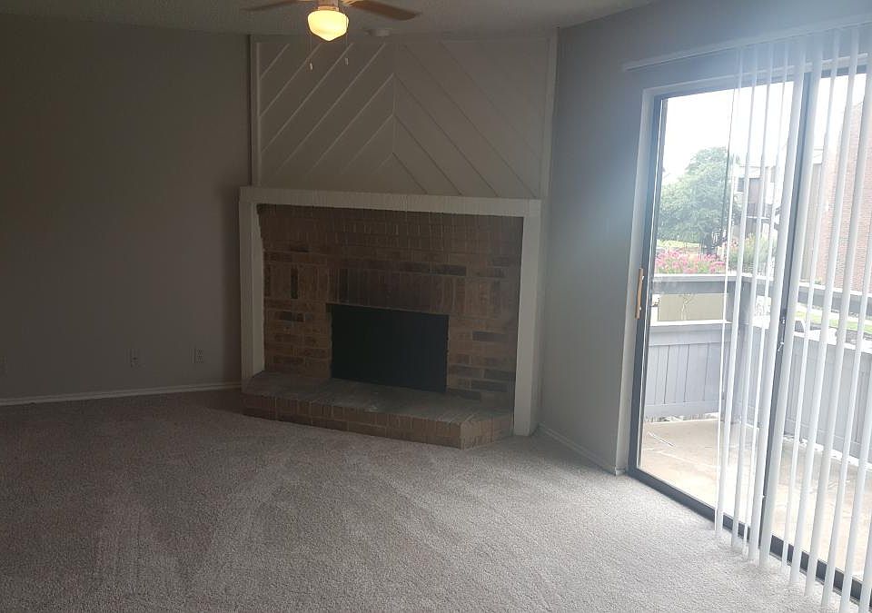 1st image of 6124 Oakway Ln #A3