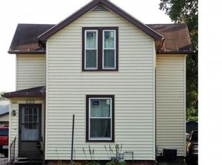 668 E Brooks St, Galesburg, IL 61401