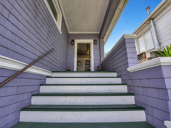 4th image of 341 Woolsey St