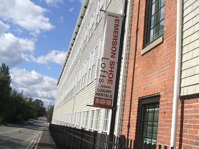 Emerson Shoe Lofts — Photo 60