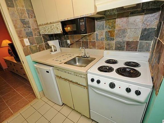 4th image of 7500 N Ocean Blvd #6113