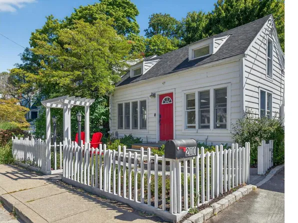 200 Woodbine Avenue, Northport, NY 11768