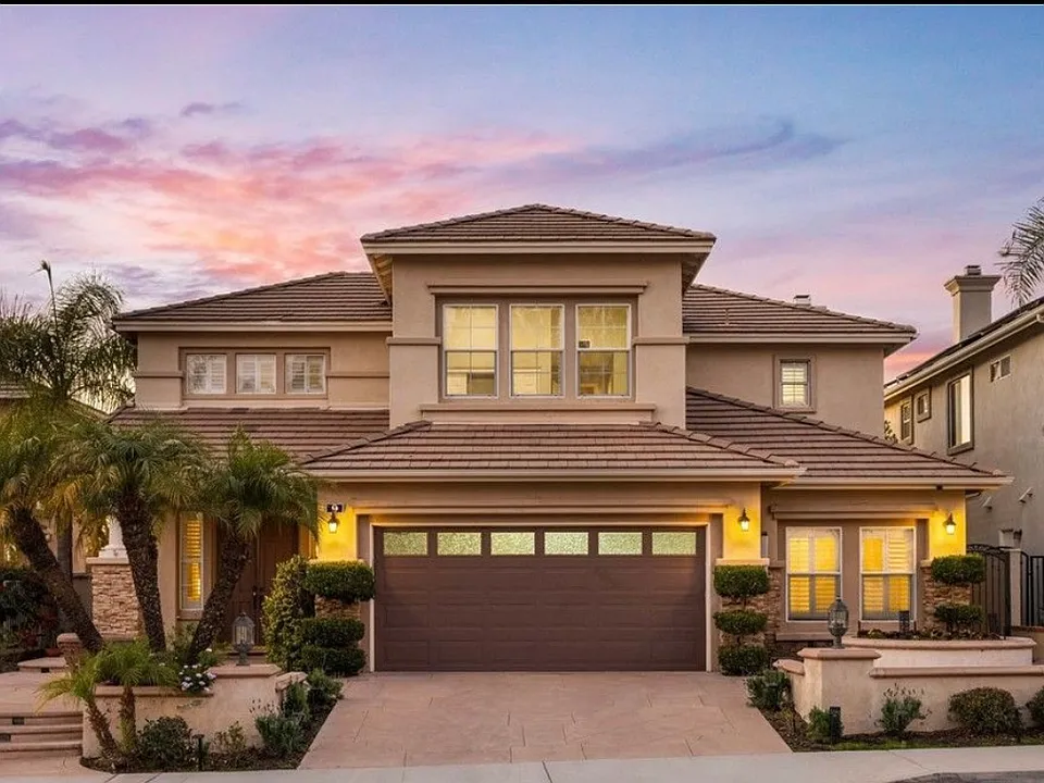 9 Hillside Dr