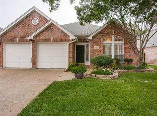 2341 Aberdeen Dr, Bedford, TX 76021