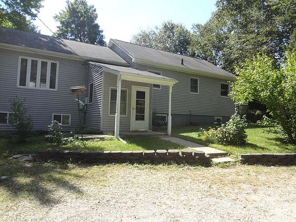 3rd image of 23530 Lynn Ave