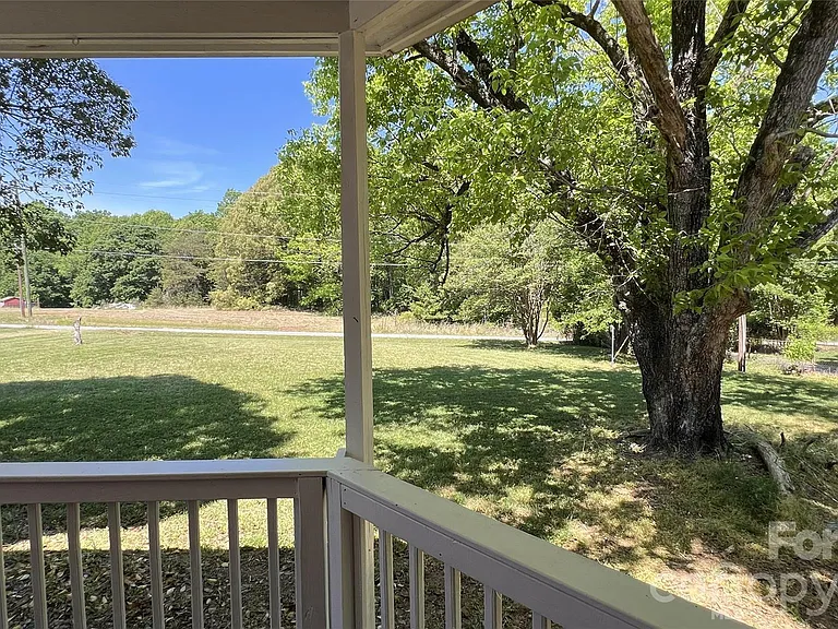 7077 Long Island Rd — Photo 16
