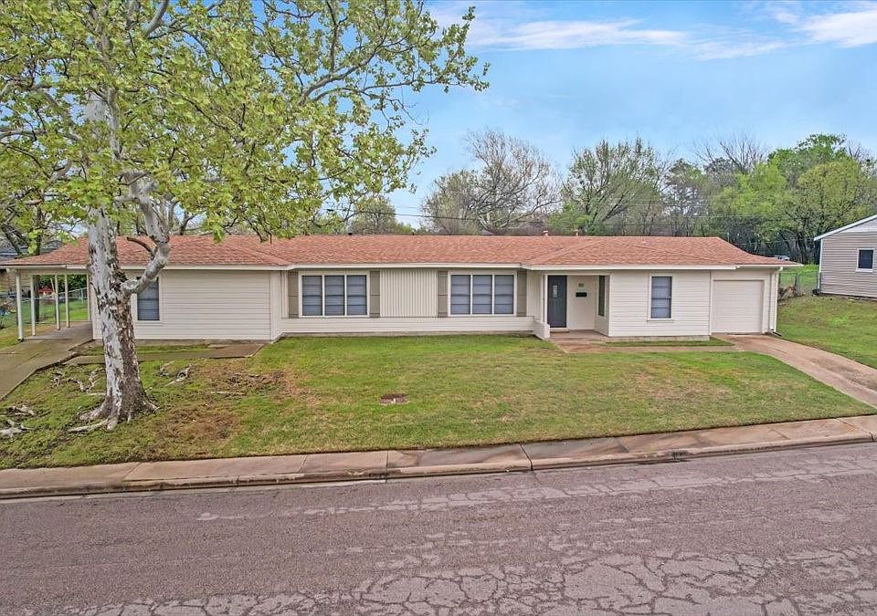 1st image of 80 Vandenburg Dr