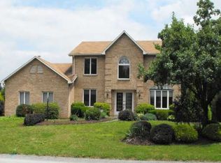 6 Meadowridge Rd, Harrison City, PA 15636