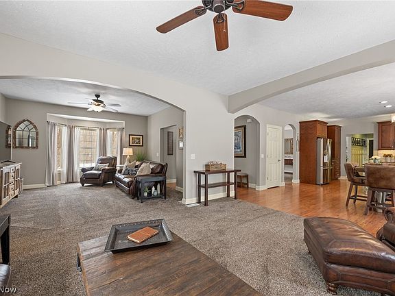 5th image of 10960 Eden Park Dr