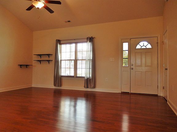 4th image of 316 Holly Grove Ct W
