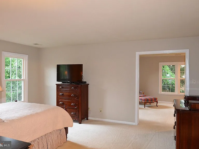6610 Ashmere Ln — Photo 5