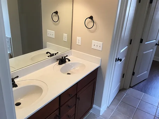 1216 Bothwell Pl — Photo 9