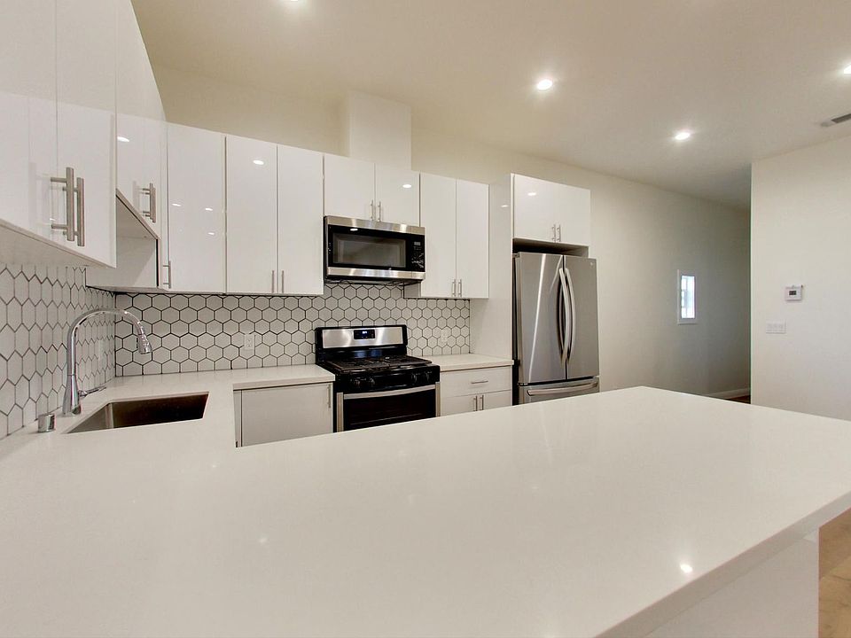 1st image of 1260 Vallejo St #1264A