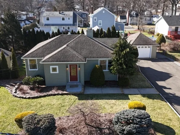 1 Marietta St, Little Falls Twp., NJ 07424