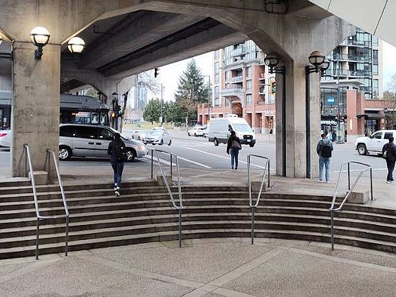 5th image of 13321 108th Ave