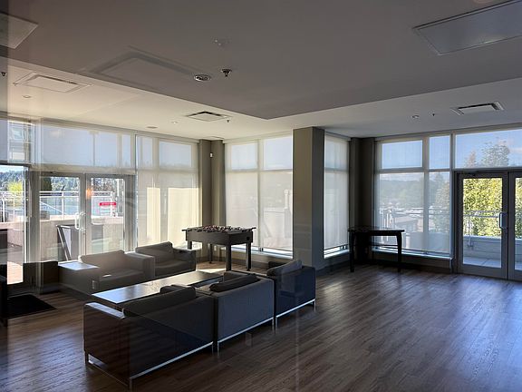 5th image of 2955 Atlantic Ave #1605