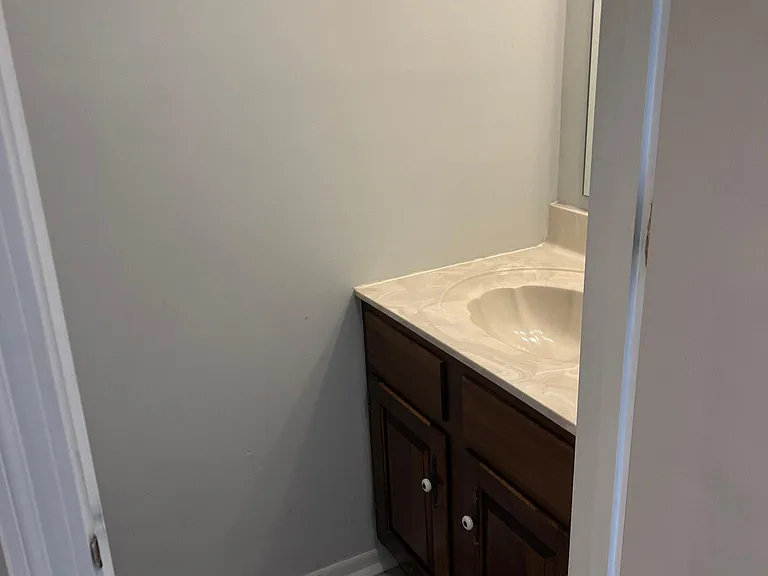 2711 Hurstland Ct — Photo 3
