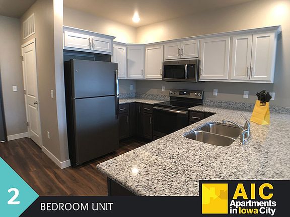 5th image of 255 E Prentiss St #1a892c178